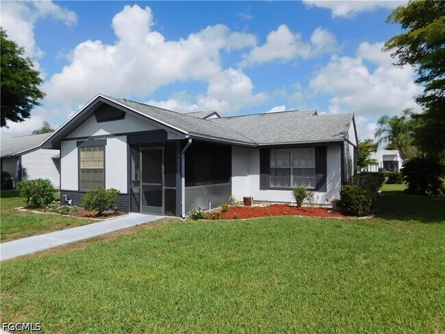 Foto del edificio - 10525 Putnam Ct