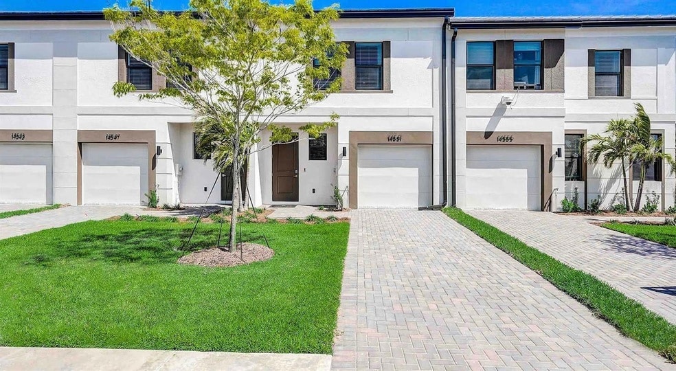 Primary Photo - 8044 Gulfstream Ct