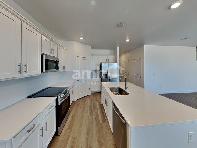 Building Photo - 6489 E Paseo Baranda
