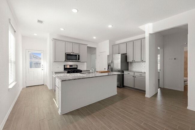 Building Photo - 31335 Horseshoe Meadow Bend Ln