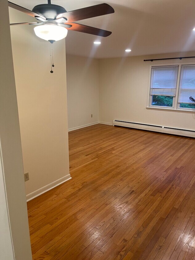 Foto principal - 95 Barnett St