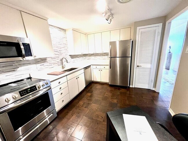 Foto del edificio - 3601 Turtle Creek Blvd