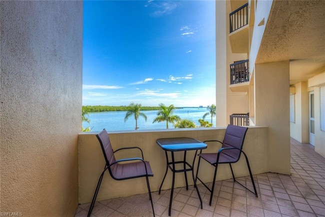 Foto del edificio - 4263 Bay Beach Ln