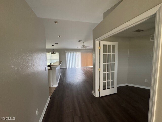 Building Photo - 2132 Chiquita Blvd N