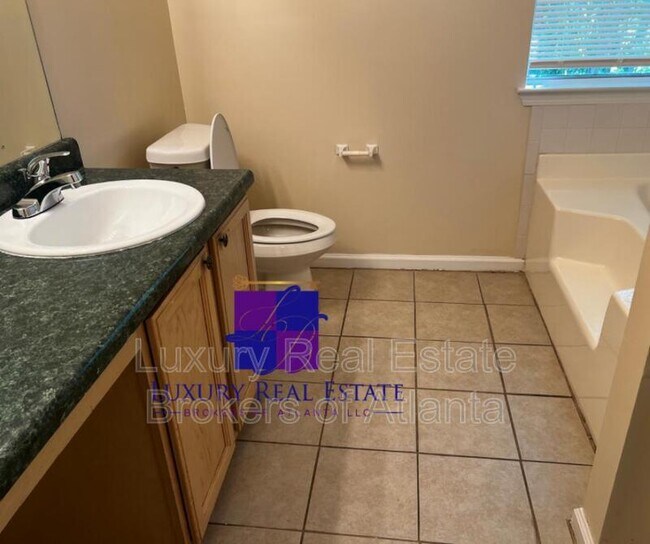 Building Photo - 5687 Wellborn Creek Dr