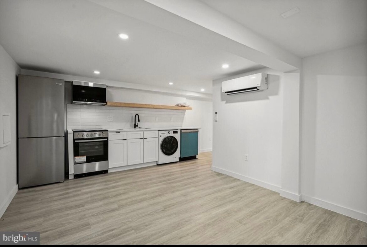 Full kitchen with Dishwasher and in-unit Laundry - 4725 4th St NW