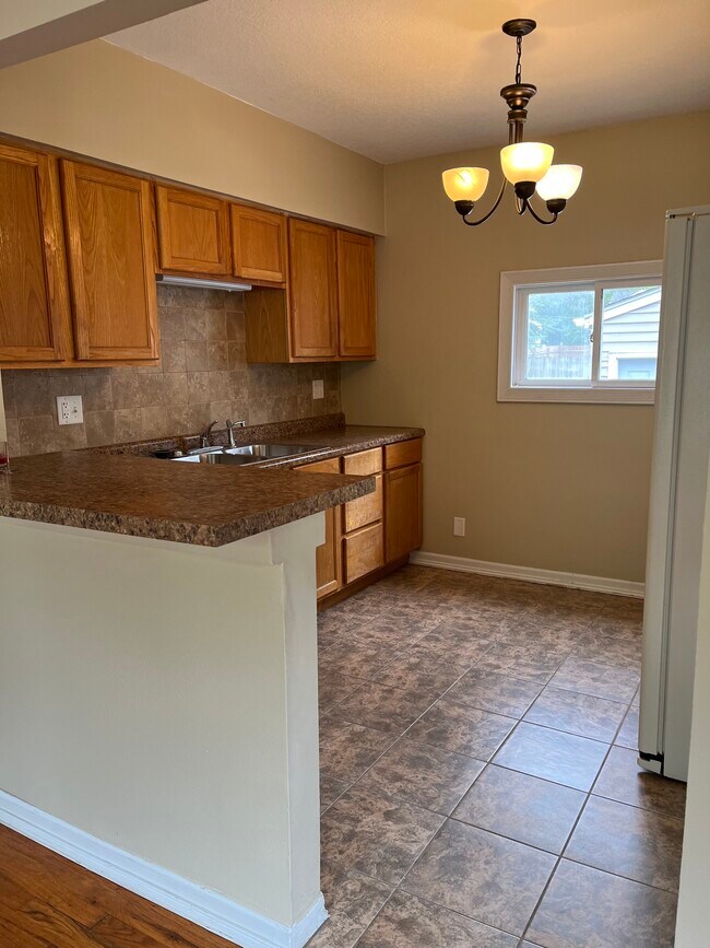 1711 Merle Hay Rd, Des Moines, IA 50310 House for Rent in Des Moines