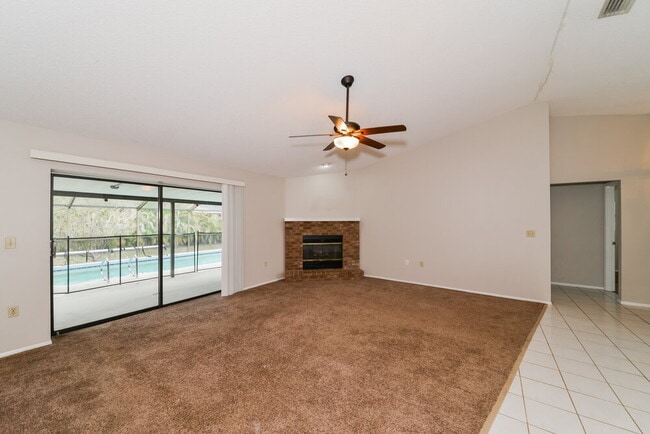 Foto del edificio - 2479 Wood Oak Dr