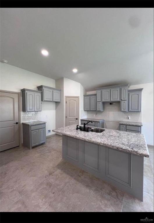 Foto del edificio - 13 Antelope Cyn St