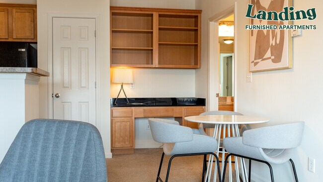 Foto del edificio - 802a E Madison St