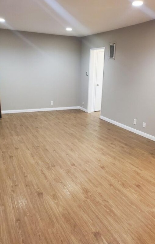 Foto del edificio - 1411 N Sierra Bonita Ave