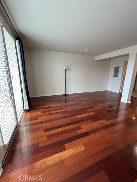 Foto del edificio - 360 W Ave 26