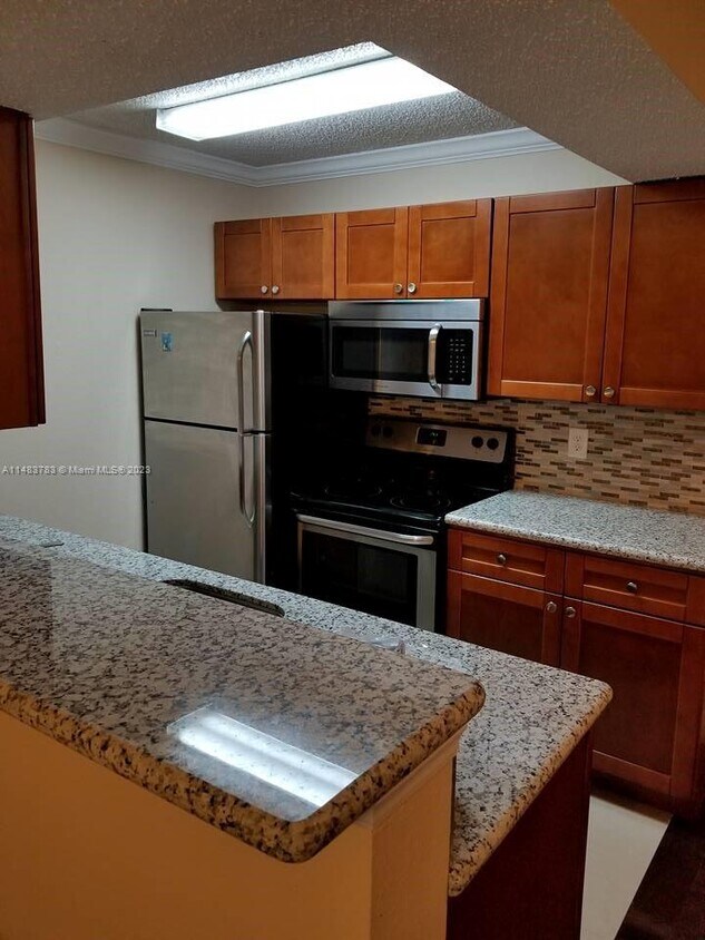 15560 SW 104th Terrace Unit 6111, Miami, FL 33196 Condo for Rent in