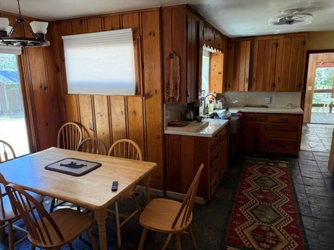 Building Photo - 25088 CA-108