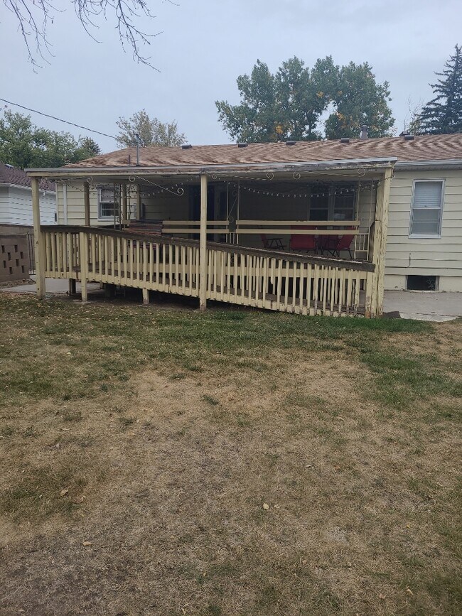Building Photo - 2985 Kelley Dr