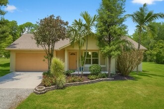 Building Photo - 16971 Mayfair Dr E