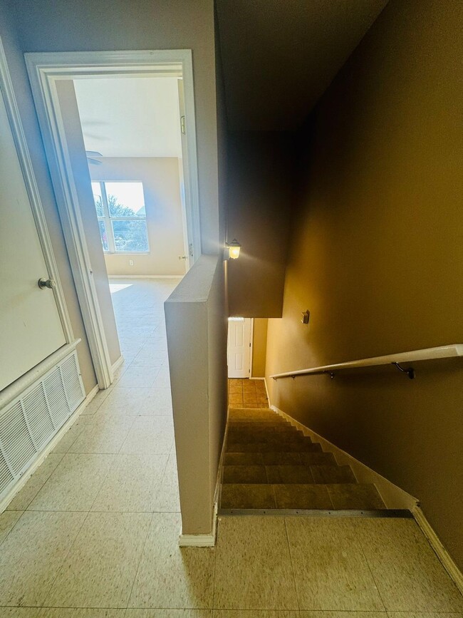 Building Photo - 3052 St Isaac Loop