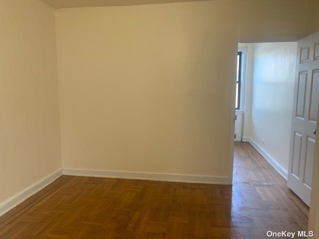 Foto del edificio - 40-37 77th St