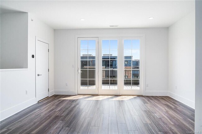 Foto del edificio - 340 Palisades Blvd