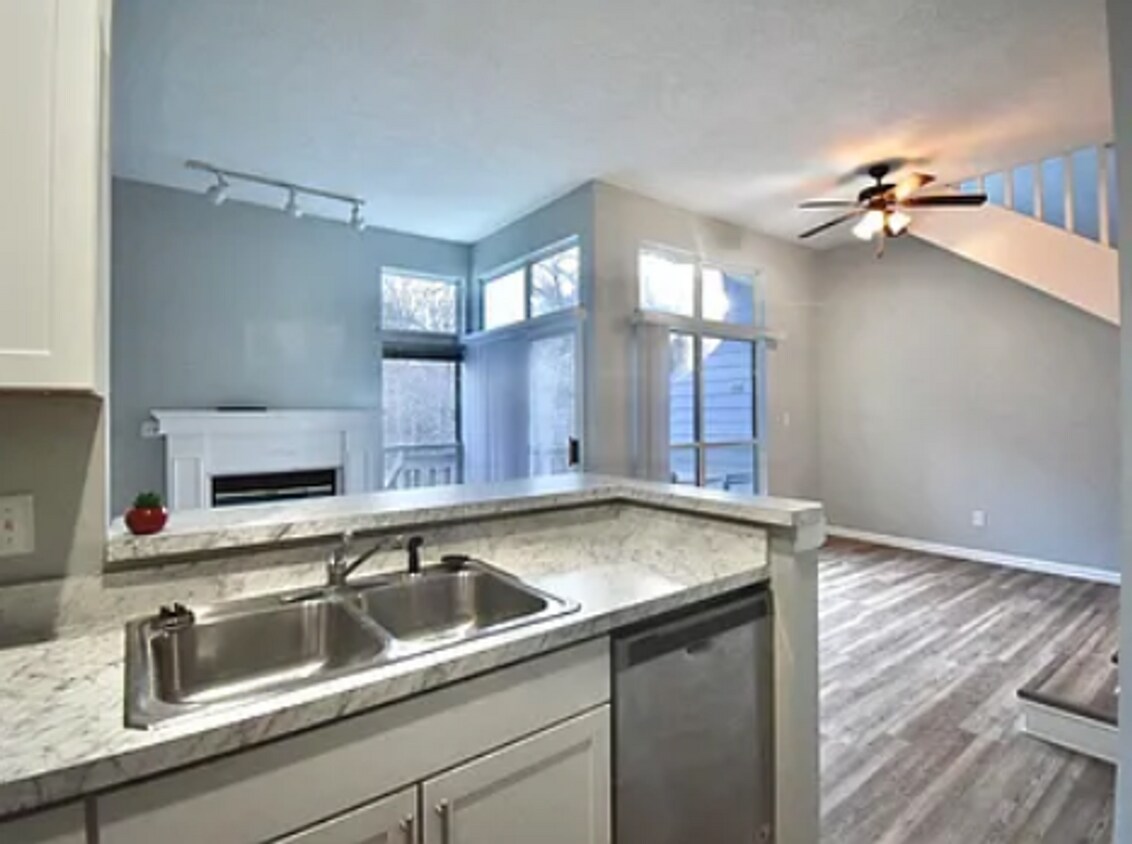 Photo - 1938 E Bay Pointe Dr.