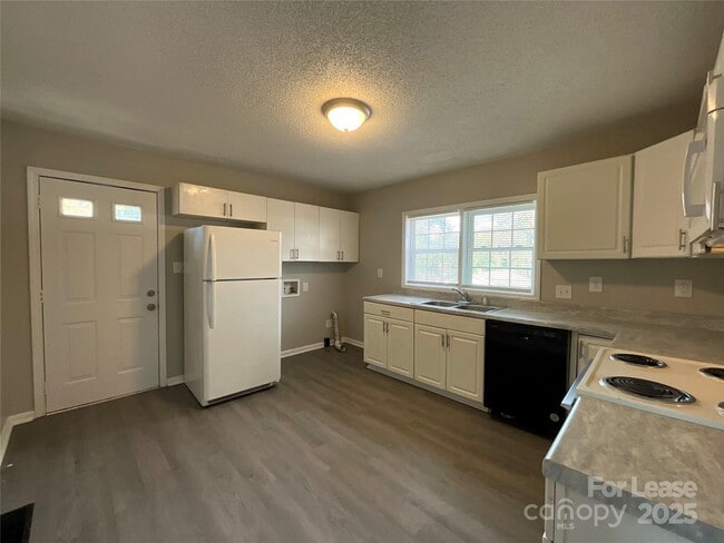 Foto del edificio - 1501 Madison St