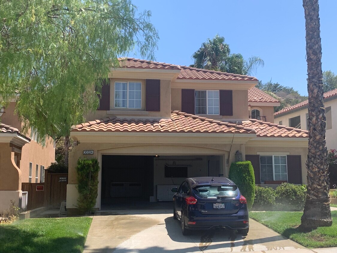 Primary Photo - 20324 Colina Dr