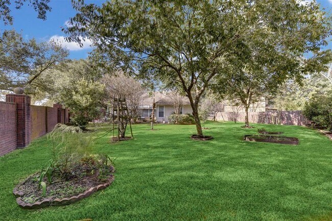 Foto del edificio - 8506 Willancy Ln