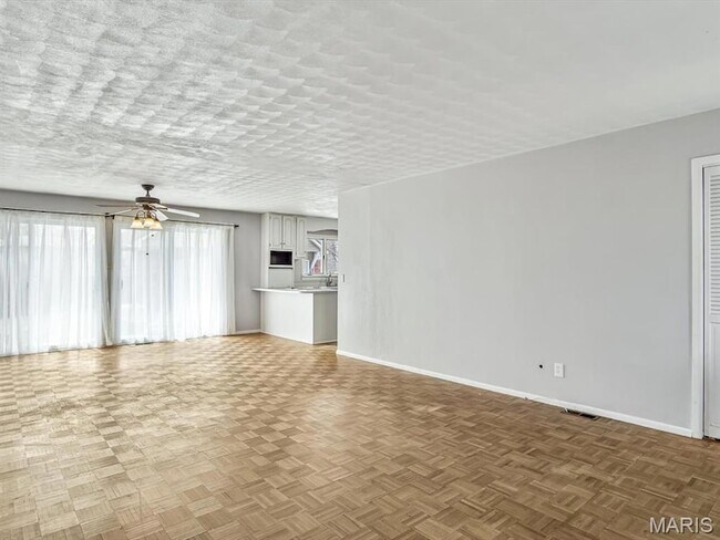 Foto del edificio - 33 Vanderbilt Pl
