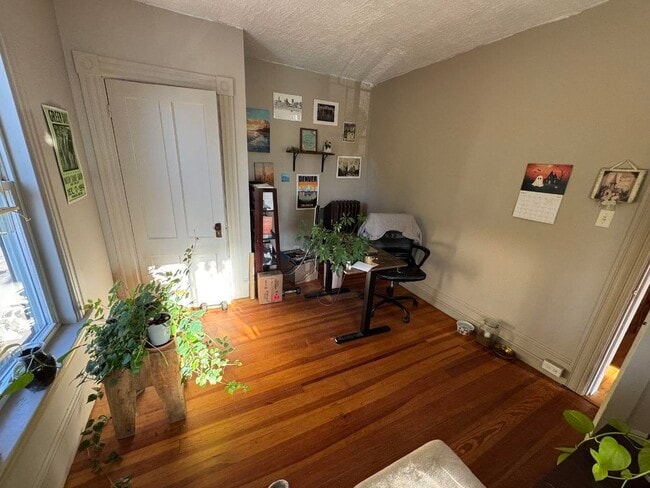 Foto del edificio - 107 Russell St