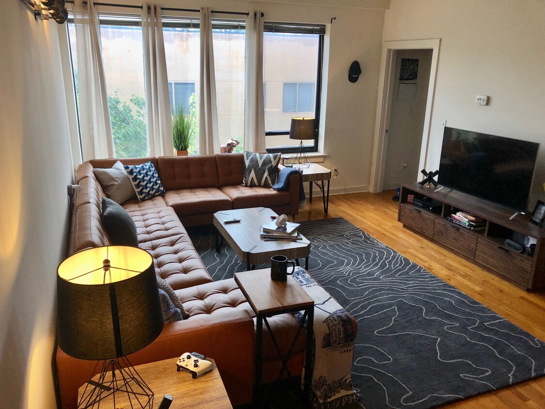 Primary Photo - 505 4th St