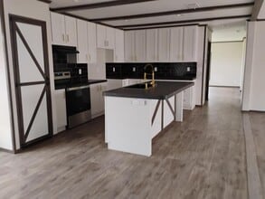 Building Photo - 997 Barton Ln