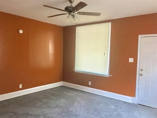 Foto del edificio - 5670 Prosser Ave