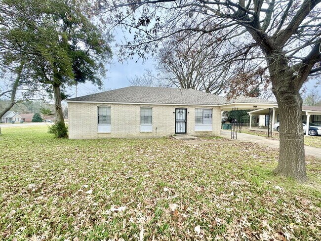 Photo - 3940 Schoolfield Rd Townhome
