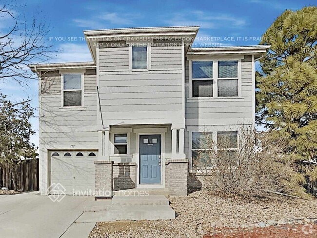 Building Photo - 712 Willow Dr