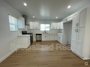Building Photo - 1135 Scofield Dr