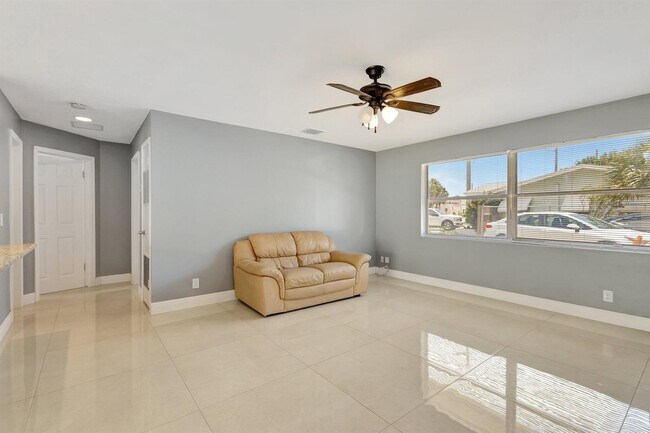 Foto del edificio - 212 Palmetto Dr