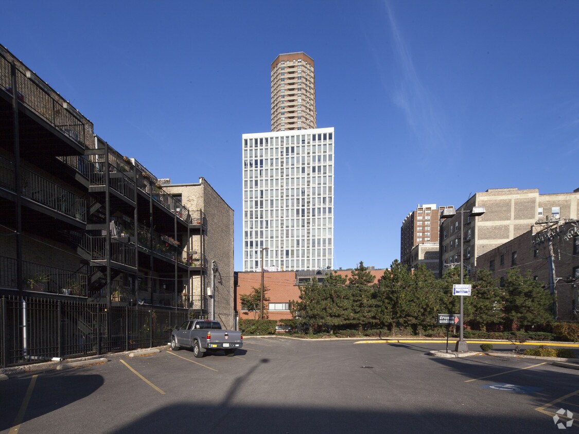 707 W Waveland Ave, Chicago, IL 60613 Apartments Chicago, IL