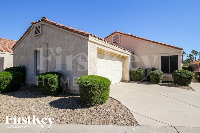 Foto del edificio - 14915 N 86th Dr