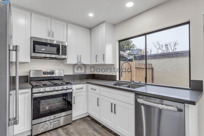 Foto del edificio - 18912 E Appletree Ln