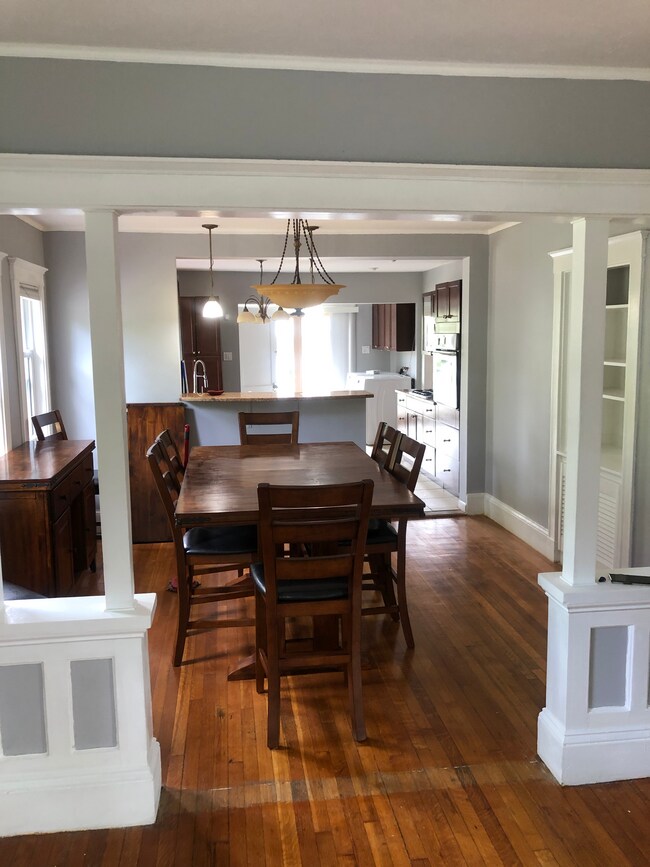 Diningroom - 9 Warren Ave