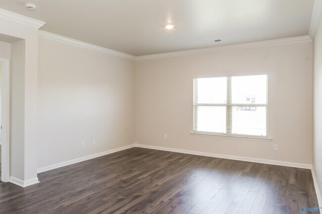 Building Photo - 26357 Jones Spg Dr
