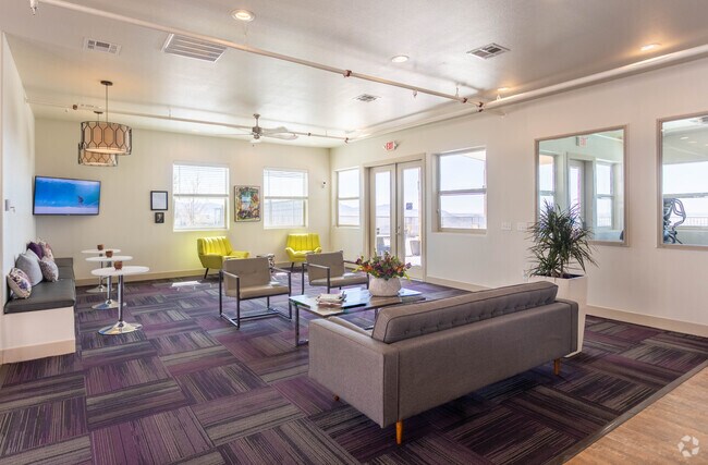 Foto del edificio - Sanctuary At Shasta- Luxury Apartments