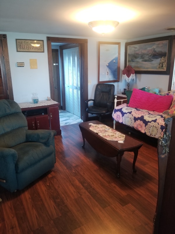 Building Photo - 7045 Leadvale Rd