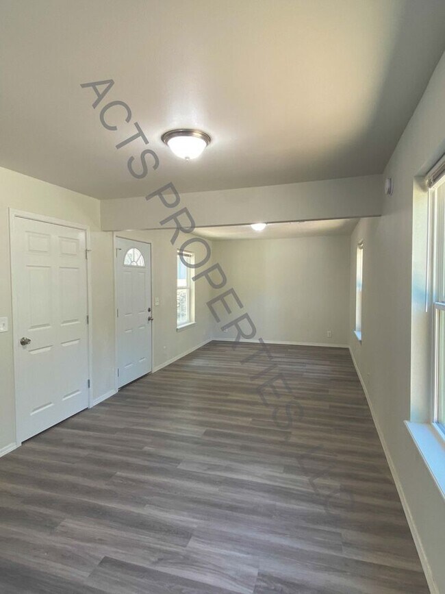 Building Photo - 7367 S 58th West Ave