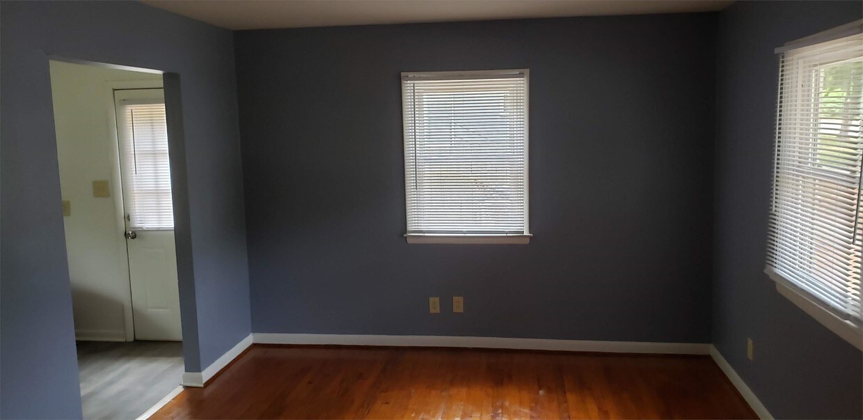 Foto principal - 1032 Suffolk Blvd