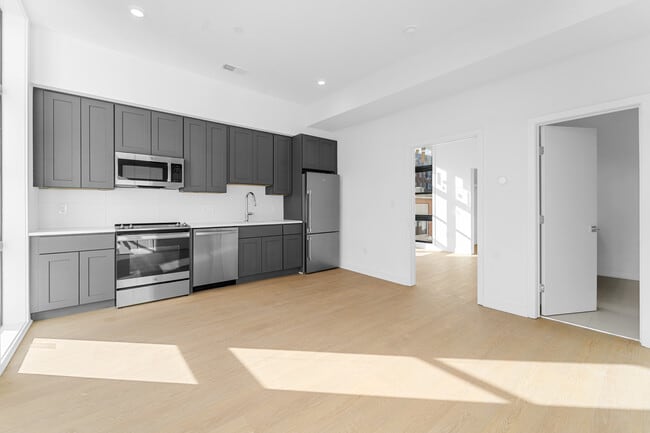 Building Photo - 1417 Belmont St NW