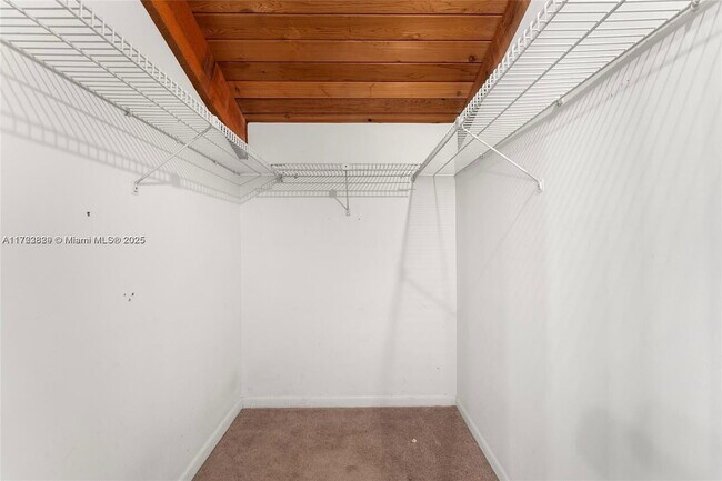 Foto del edificio - 8045 SW 21st Ct
