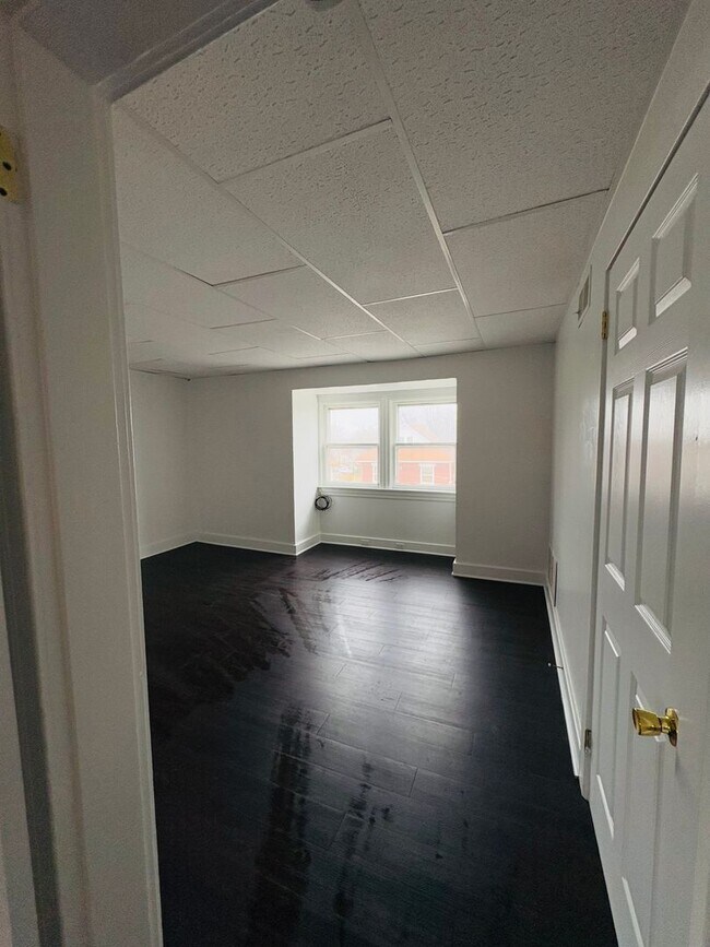 Building Photo - 1 bedroom apartment coming Soon!