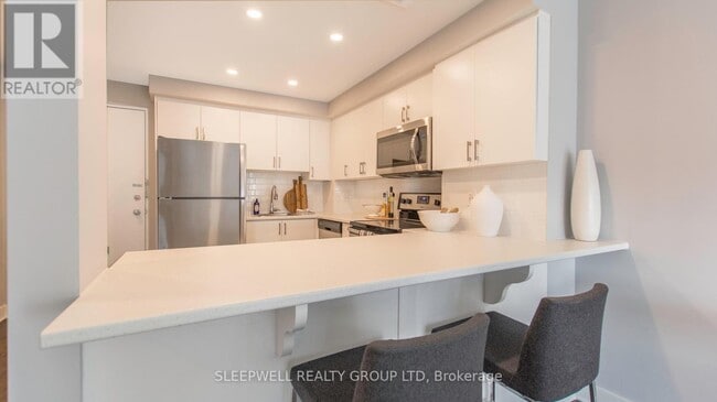 Photo du bâtiment - 420-420 Gilmour St