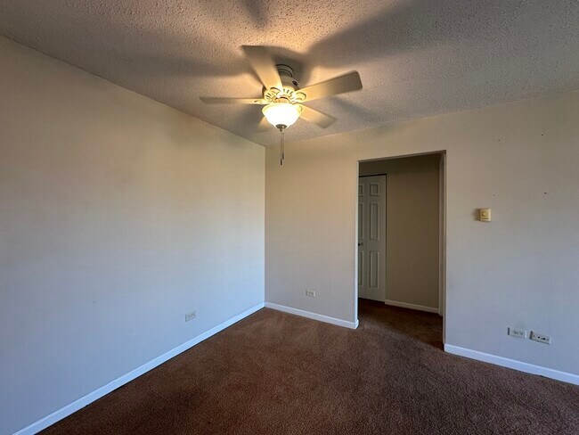 Foto del edificio - 142 Klein Creek Ct